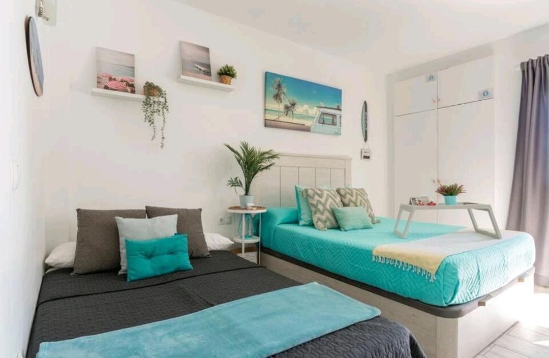 El Estudio De La Playa Benalbeach Holidays Deluxe Benalmadena Ngoại thất bức ảnh