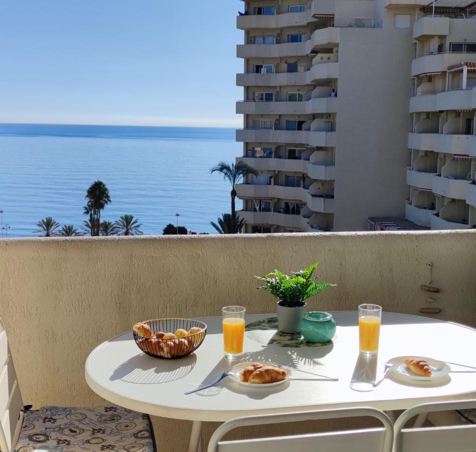 El Estudio De La Playa Benalbeach Holidays Deluxe Benalmadena Ngoại thất bức ảnh